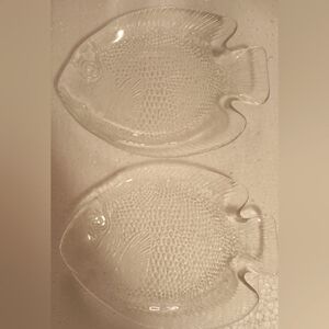 Arcoroc France 🐠 Two Piece Fish - Shaped Plates 🐠 SET